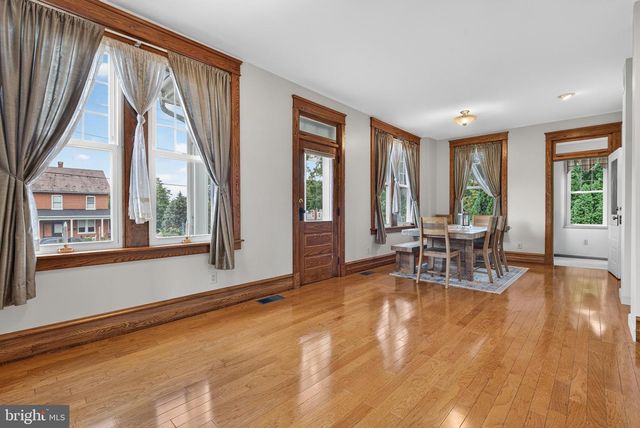 30 W BRANDT BLVD, Salunga, PA 17538