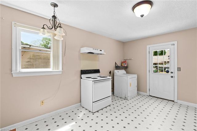 1748 Pleasant Street, Winston-salem, NC 27107