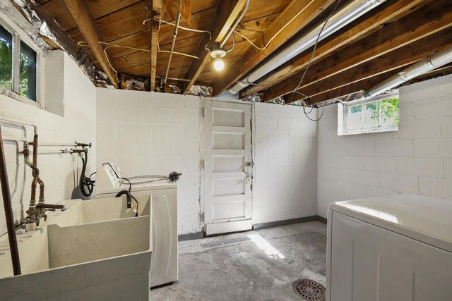 21 Wirth Court, Madison, WI 53704