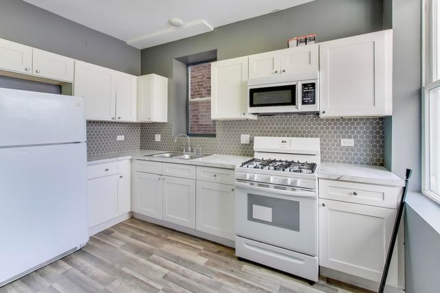 6624 S Rhodes Avenue, Chicago, IL 60637