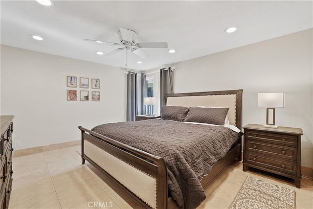 20981 Coastview Lane, Huntington Beach, CA 92648