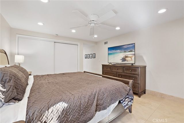 20981 Coastview Lane, Huntington Beach, CA 92648