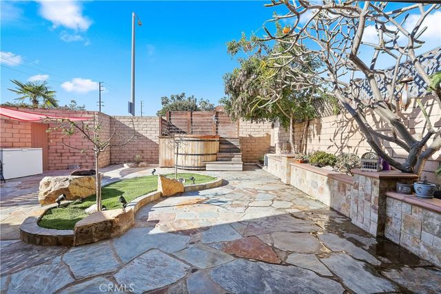 20981 Coastview Lane, Huntington Beach, CA 92648