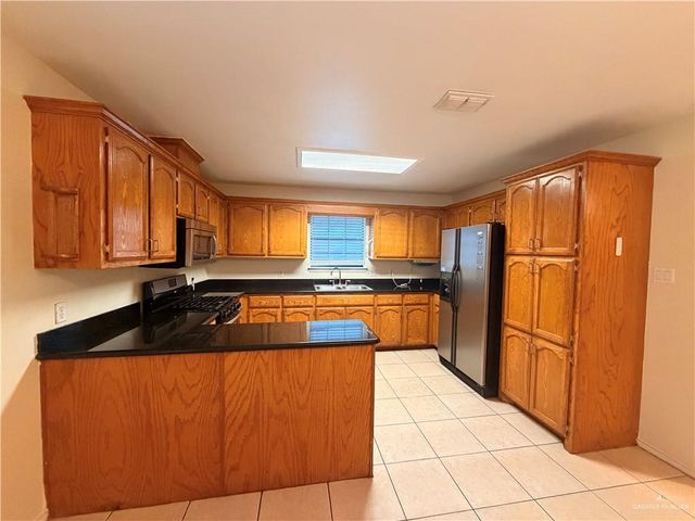 357 Pine Creek, Alamo, TX 78516