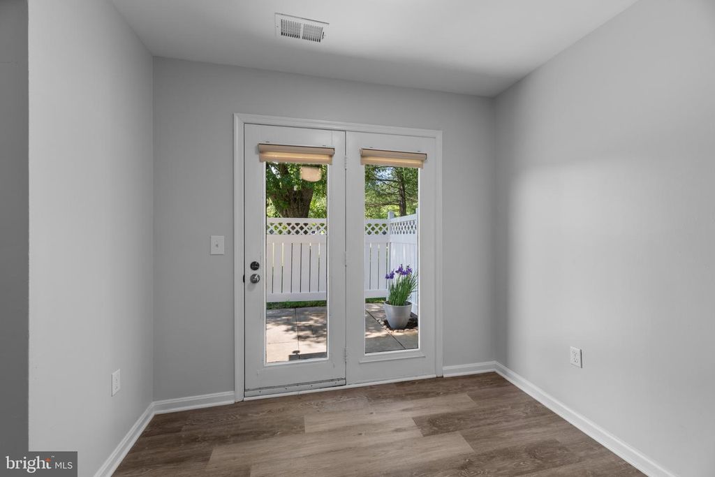 Image 16 of property listing at 9302 PLAYER DR #155, Laurel, MD 20708