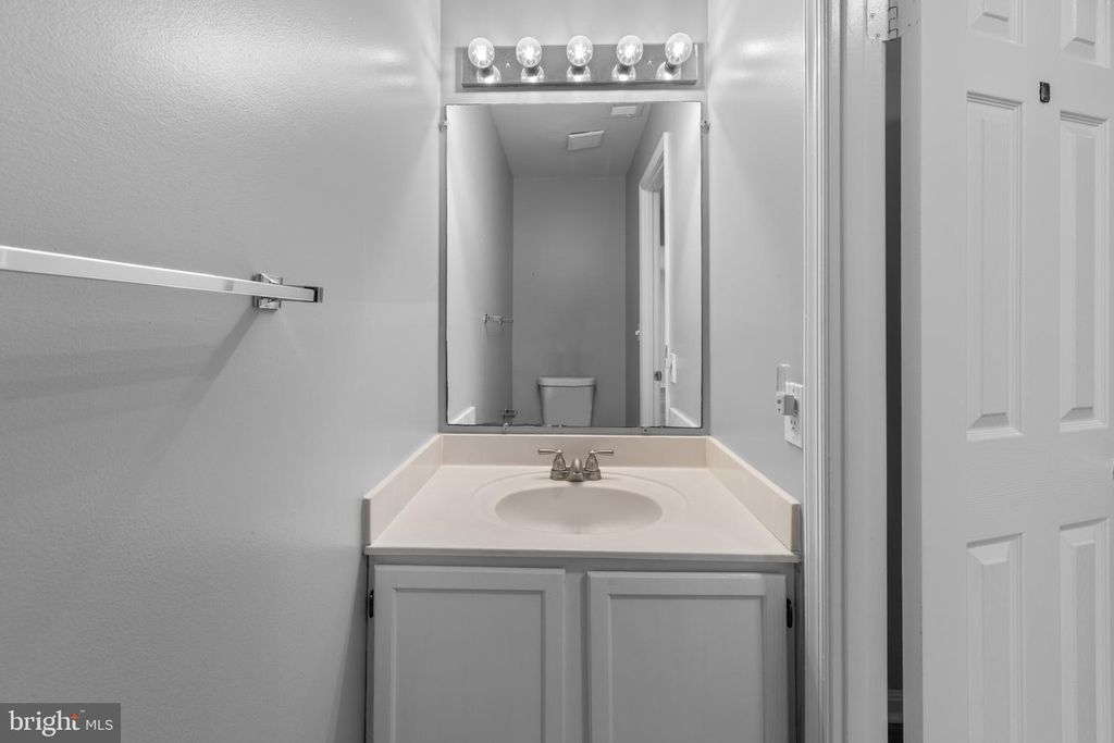 Image 18 of property listing at 9302 PLAYER DR #155, Laurel, MD 20708