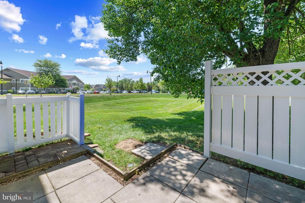 Image 40 of property listing at 9302 PLAYER DR #155, Laurel, MD 20708