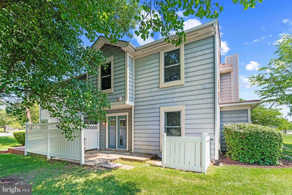 Image 41 of property listing at 9302 PLAYER DR #155, Laurel, MD 20708