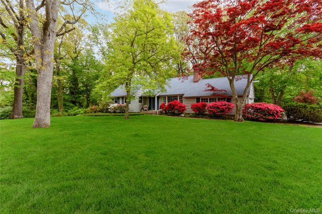 14 Bunkerhill Drive, Huntington, NY 11743