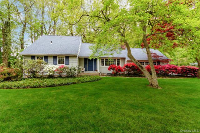 14 Bunkerhill Drive, Huntington, NY 11743
