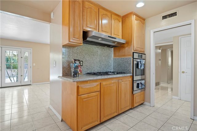 1428 S farber Avenue, Glendora, CA 91740