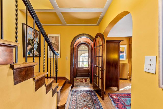 3467 N Frederick AVENUE, Milwaukee, WI 53211