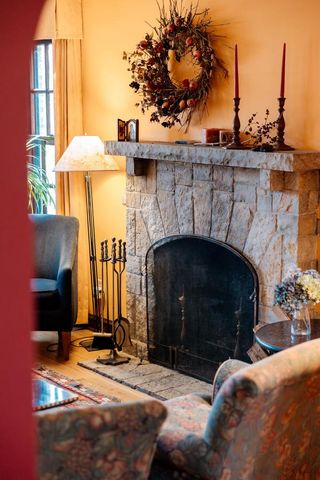 3467 N Frederick AVENUE, Milwaukee, WI 53211