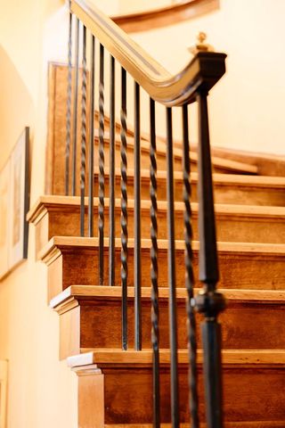 3467 N Frederick AVENUE, Milwaukee, WI 53211