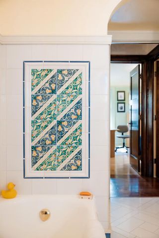 3467 N Frederick AVENUE, Milwaukee, WI 53211