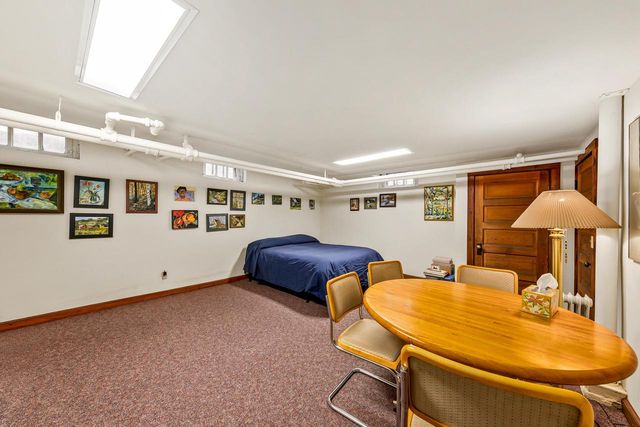 3467 N Frederick AVENUE, Milwaukee, WI 53211