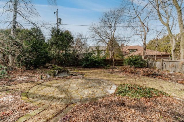 3467 N Frederick AVENUE, Milwaukee, WI 53211