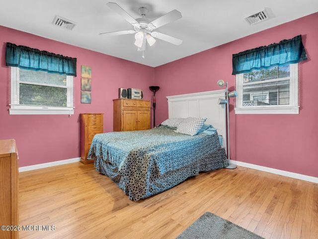 40 Asbury Avenue, Oceanport, NJ 07757