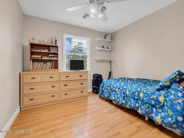 40 Asbury Avenue, Oceanport, NJ 07757