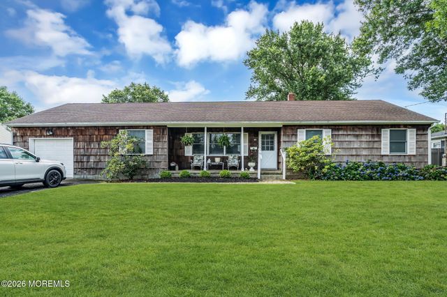 40 Asbury Avenue, Oceanport, NJ 07757