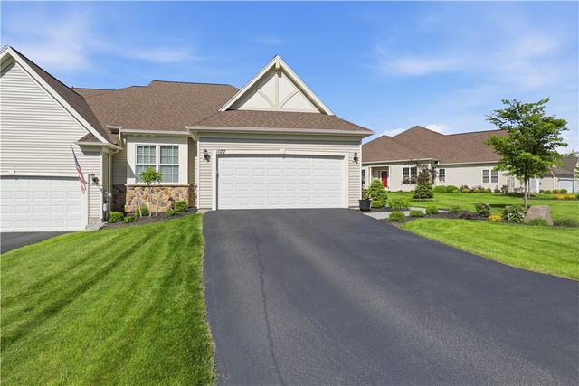1077 Chapelhill Drive, Victor, NY 14546