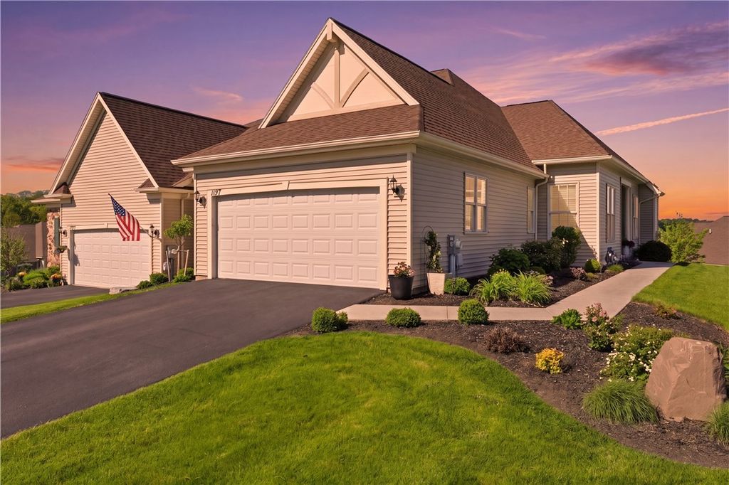 1077 Chapelhill Drive, Victor, NY 14546