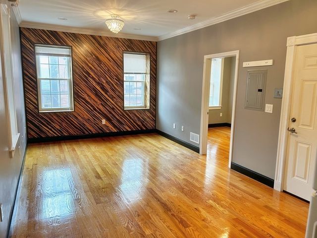 63 Frankfort 2F, Boston, MA 02128