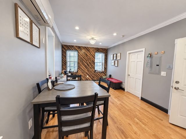 63 Frankfort 2F, Boston, MA 02128