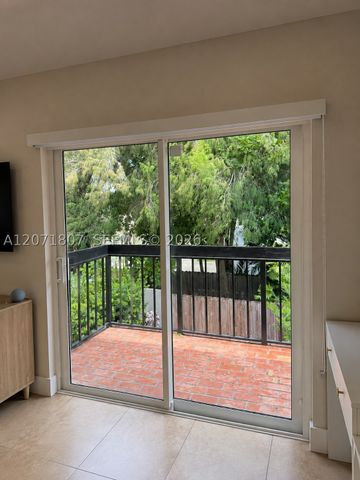 7483 SW 109th Ave, Miami, FL 33173