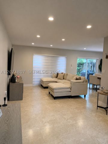 7483 SW 109th Ave, Miami, FL 33173