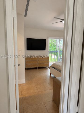 7483 SW 109th Ave, Miami, FL 33173