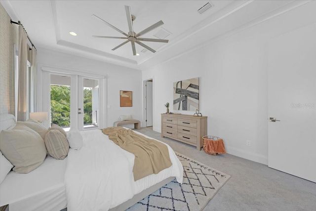 419 BAYVIEW DRIVE NE, St Petersburg, FL 33704