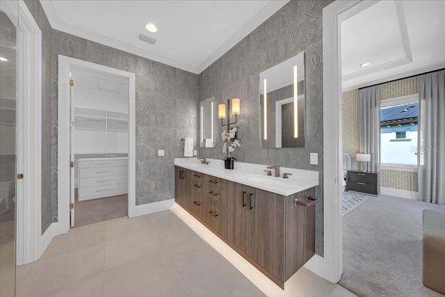 419 BAYVIEW DRIVE NE, St Petersburg, FL 33704