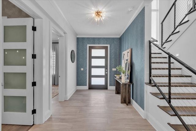 419 BAYVIEW DRIVE NE, St Petersburg, FL 33704