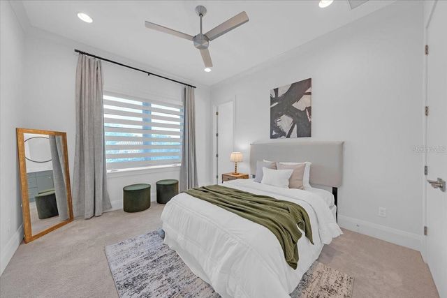 419 BAYVIEW DRIVE NE, St Petersburg, FL 33704