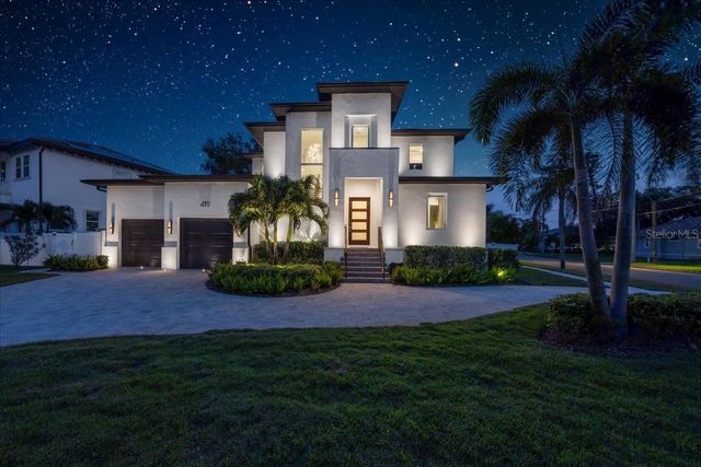 419 BAYVIEW DRIVE NE, St Petersburg, FL 33704