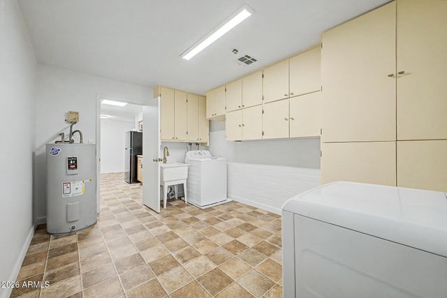 5932 E BUTTE Street, Mesa, AZ 85205