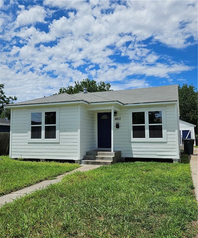 4813 Kendall Dr, Corpus Christi, TX 78415 — photo 2