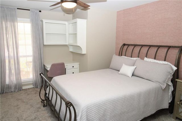 114 MYRTLEWOOD Drive, Pineville, LA 71360