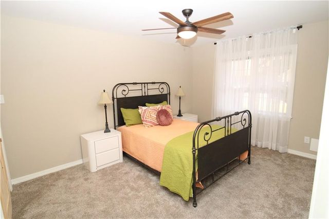 114 MYRTLEWOOD Drive, Pineville, LA 71360