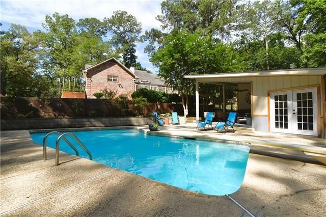 114 MYRTLEWOOD Drive, Pineville, LA 71360