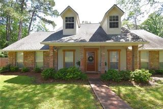 114 MYRTLEWOOD Drive, Pineville, LA 71360