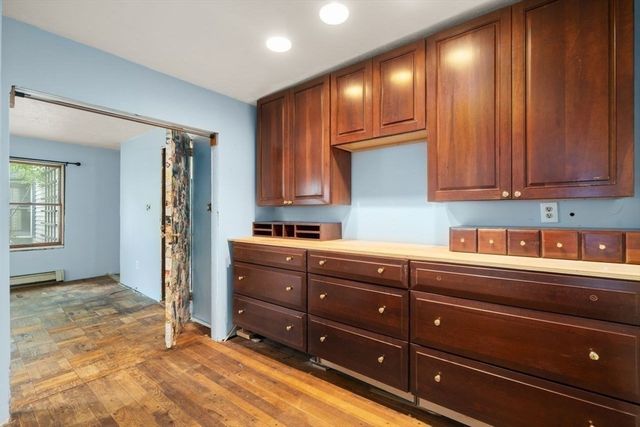 10 Willard St, Wayland, MA 01778