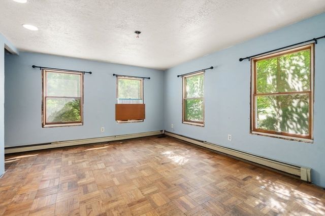 10 Willard St, Wayland, MA 01778