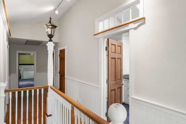 10 Willard St, Wayland, MA 01778