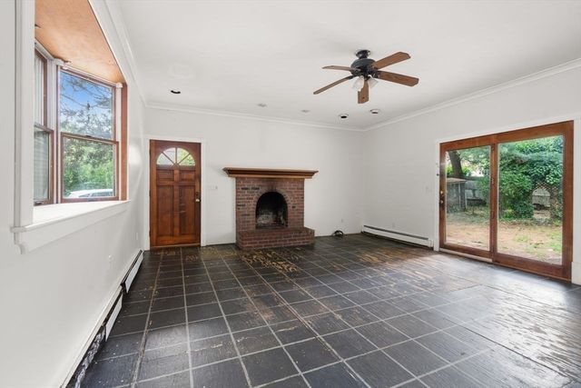 10 Willard St, Wayland, MA 01778