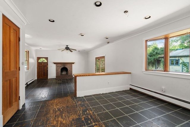 10 Willard St, Wayland, MA 01778