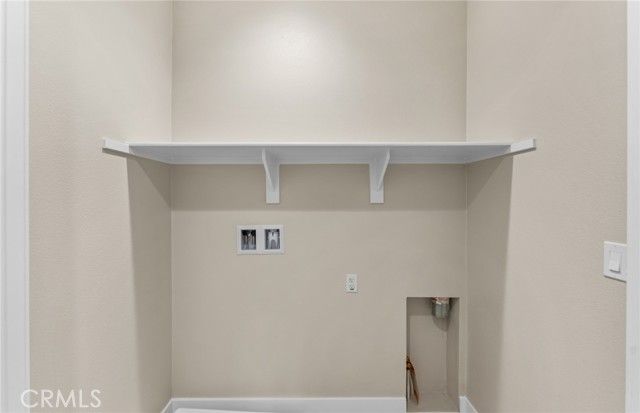 101 Kimberwick Court, Burbank, CA 91506