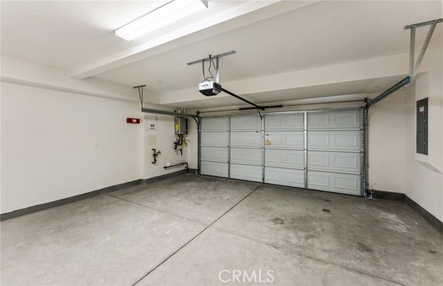 101 Kimberwick Court, Burbank, CA 91506