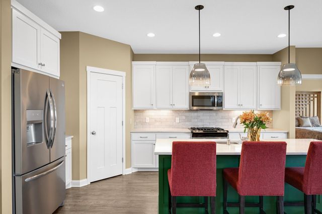 11136 6th Street Circle N, Lake Elmo, MN 55042